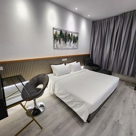 One Point Hotel Kuching Eksteriør billede