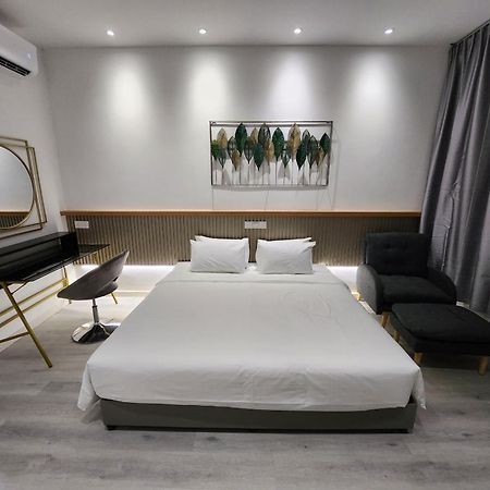 One Point Hotel Kuching Eksteriør billede