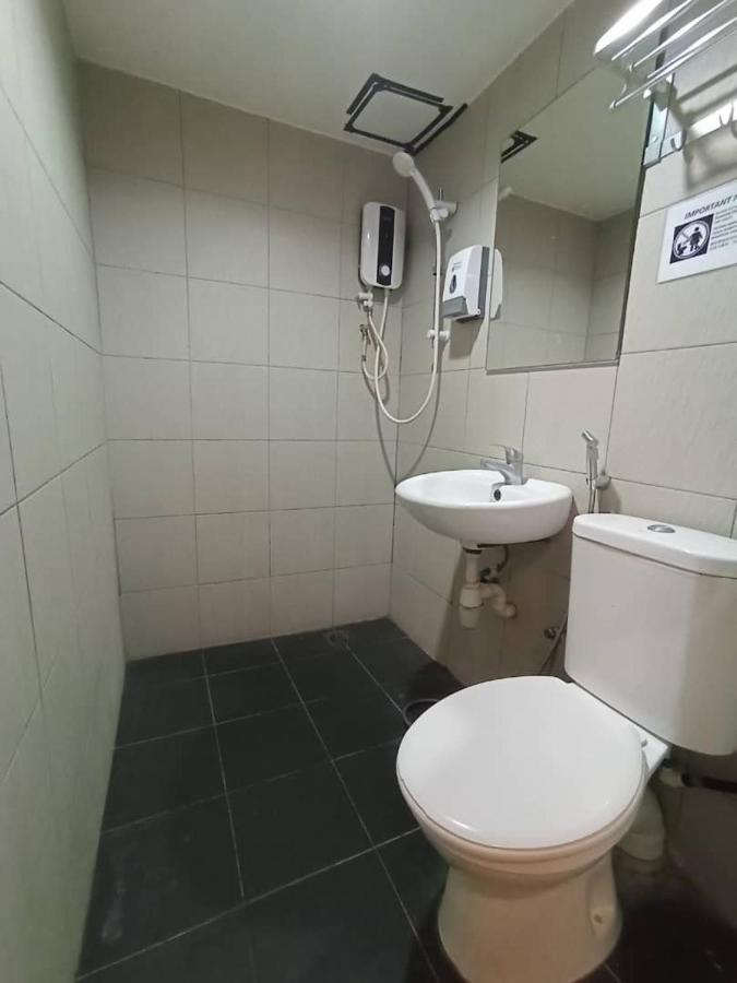 One Point Hotel Kuching Eksteriør billede
