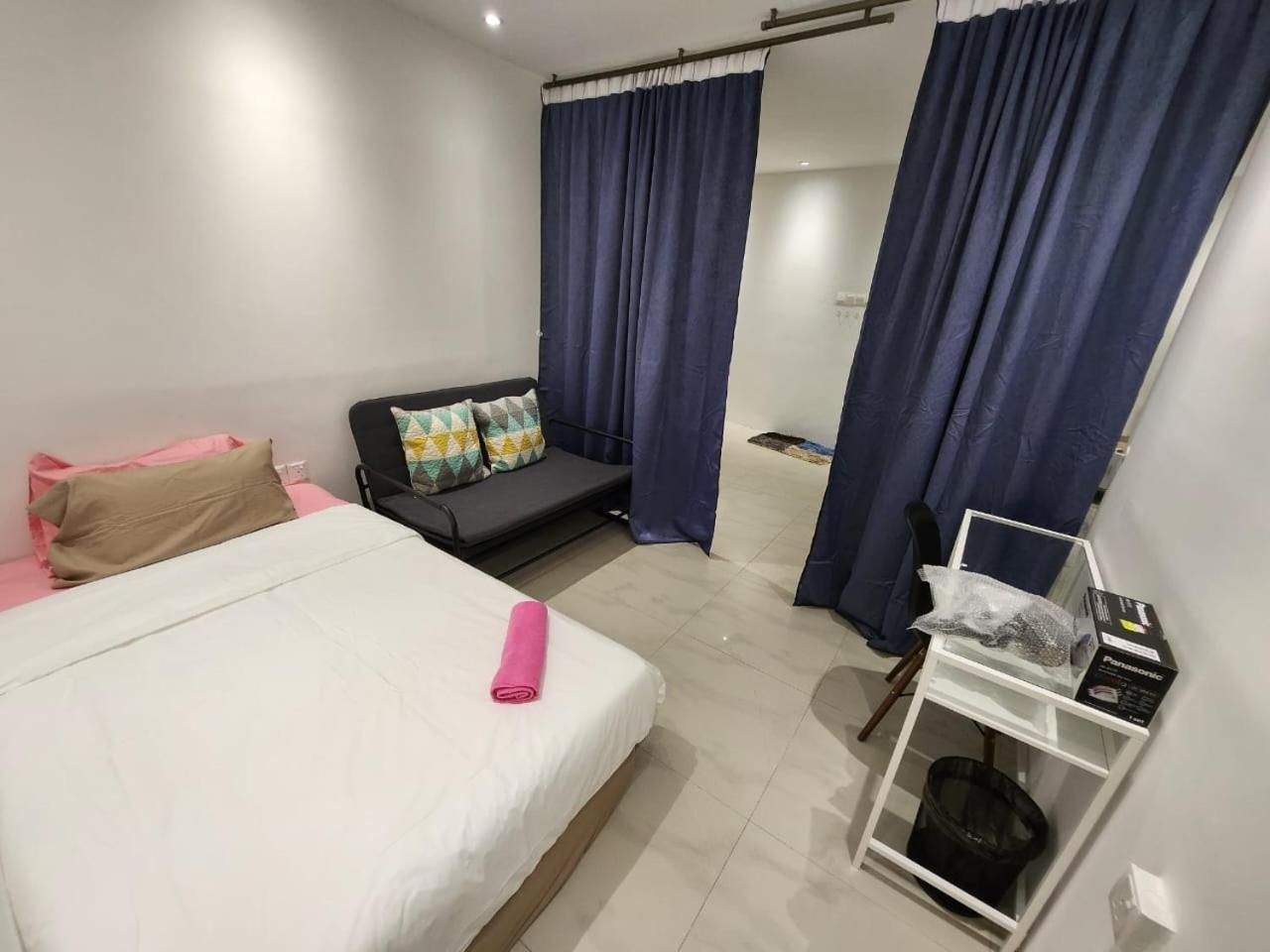 One Point Hotel Kuching Eksteriør billede