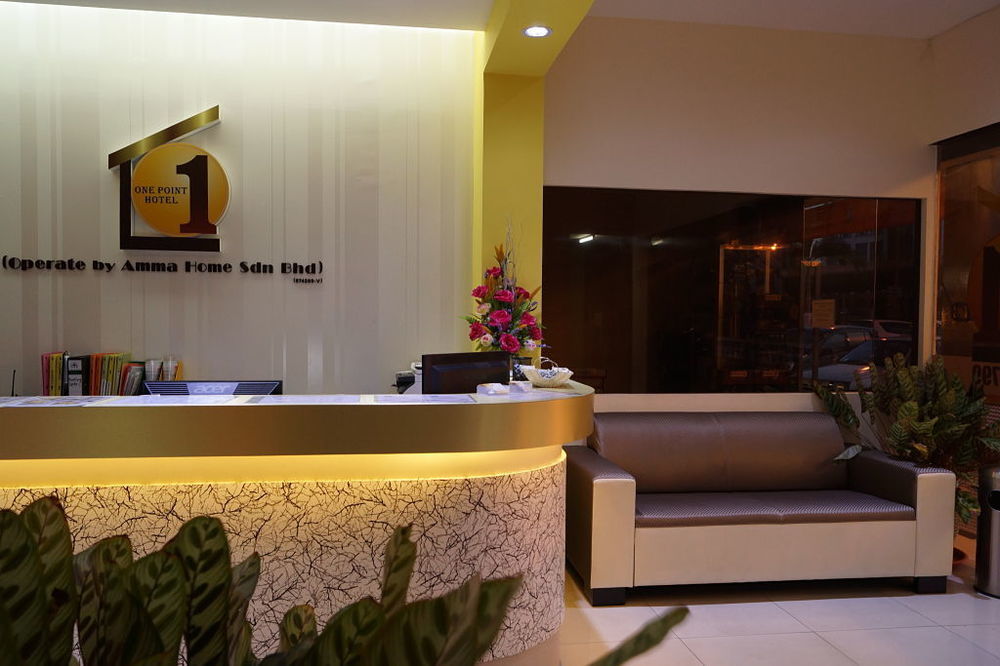One Point Hotel Kuching Eksteriør billede