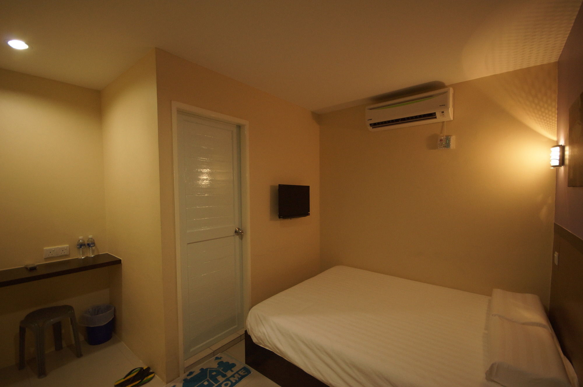 One Point Hotel Kuching Eksteriør billede
