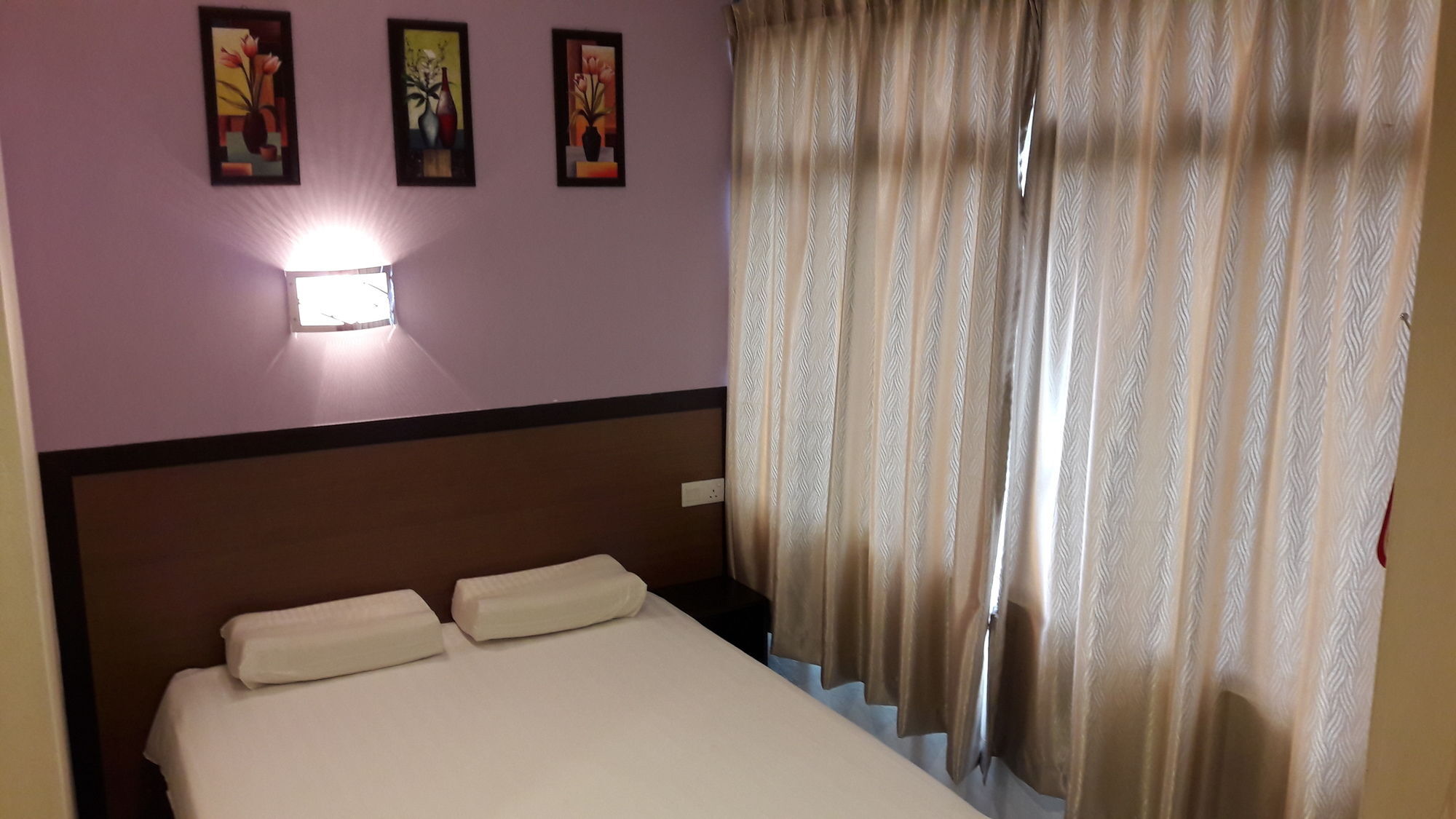 One Point Hotel Kuching Eksteriør billede